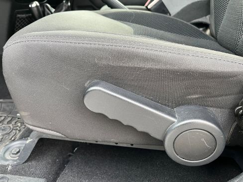 Used 2017 Jeep Wrangler Unlimited Sport image 12