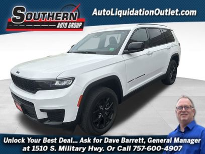 Used 2024 Jeep Grand Cherokee L Laredo