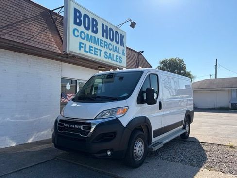 Used 2025 RAM ProMaster 2500 w/ U-Haul Equipment Group FWD image 1