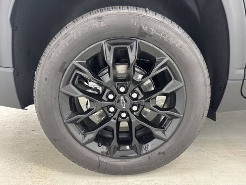 New 2026 Chevrolet Traverse LT w/ Midnight/Sport Edition FWD image 34