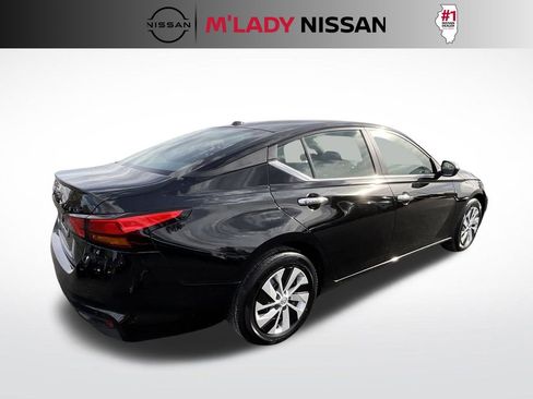Certified 2025 Nissan Altima 2.5 S image 5