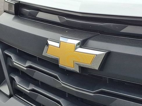Used 2024 Chevrolet Colorado W/T RWD image 32