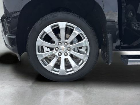 Used 2022 Chevrolet Silverado 1500 High Country w/ LPO, Dark Essentials Package AWD/4WD image 39