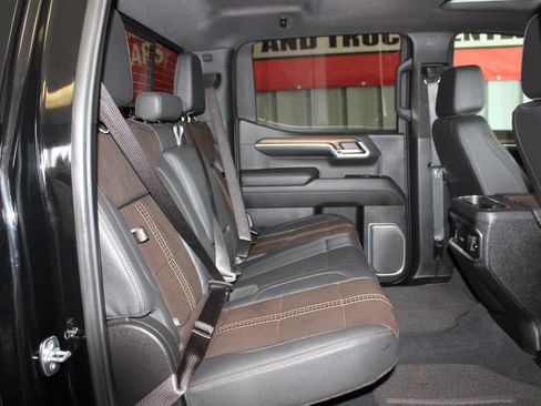Used 2025 Chevrolet Silverado 1500 High Country w/ Midnight Edition AWD/4WD image 26