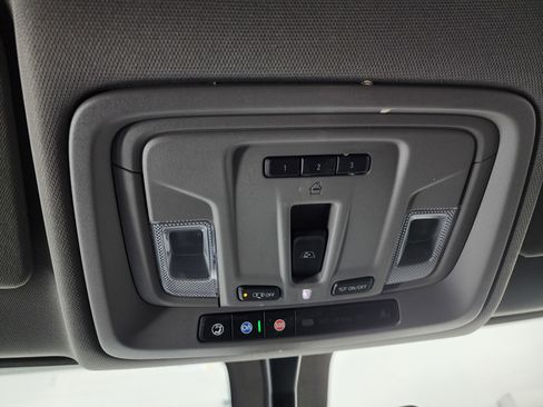 Used 2020 Chevrolet Silverado 3500 LTZ w/ LTZ Plus Package image 59