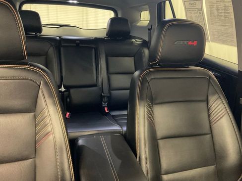 Used 2022 GMC Terrain AT4 w/ Infotainment Package II image 30
