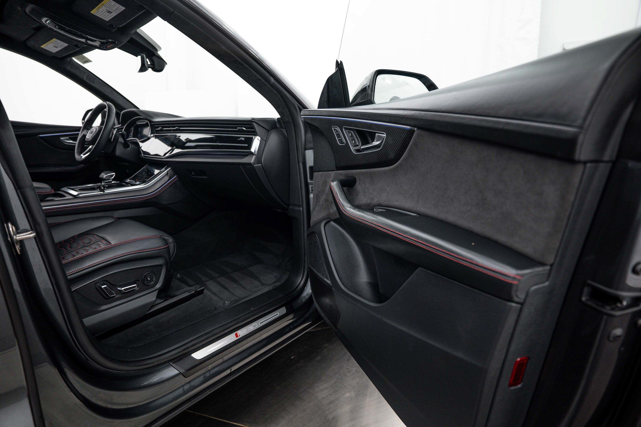 Used 2021 Audi RS Q8 AWD/4WD image 9