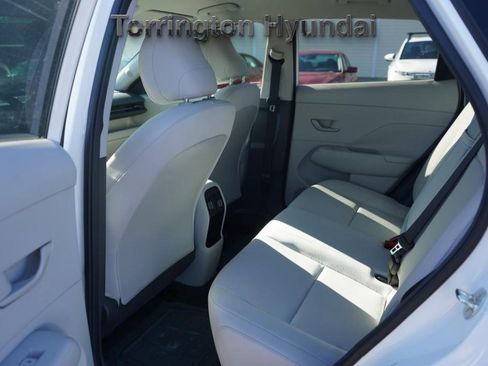 Certified 2025 Hyundai Kona SEL image 15