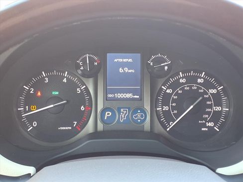 Used 2017 Lexus GX 460 Luxury image 27