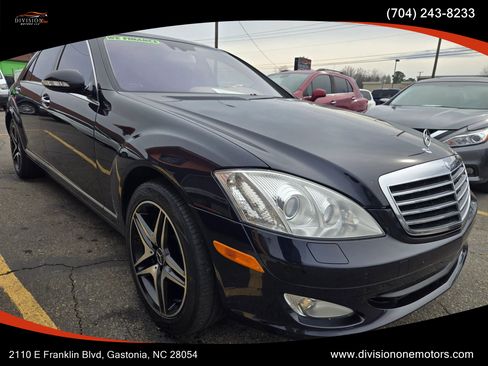 Used 2009 Mercedes-Benz S 550 4MATIC image 3