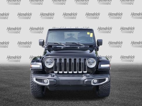Used 2021 Jeep Wrangler Unlimited Sahara image 3
