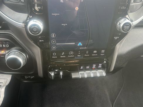 Used 2024 RAM 2500 Big Horn w/ Night Edition image 20