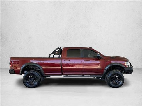 Used 2022 RAM 2500 Laramie AWD/4WD image 4