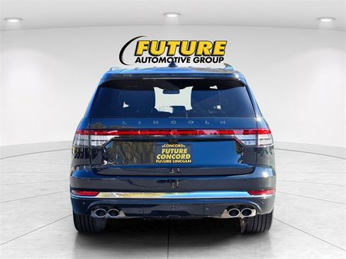 New 2025 Lincoln Aviator Black Label image 4