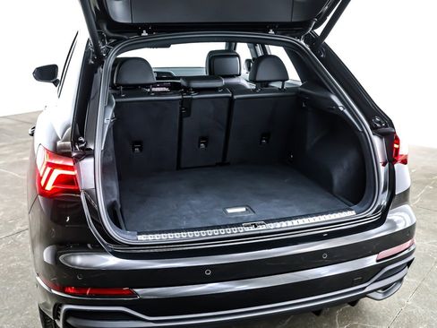 Used 2025 Audi Q3 2.0T Premium Plus w/ Premium Plus Package image 23