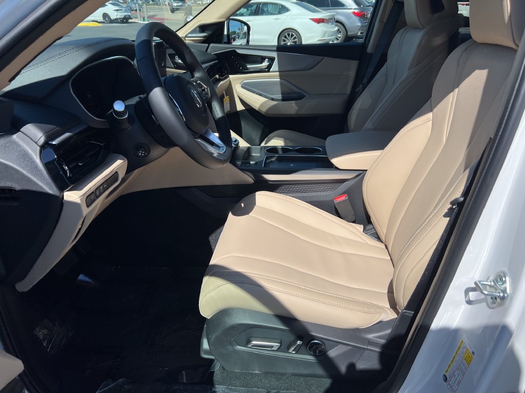 Used 2026 Acura MDX w/ Technology Package AWD/4WD image 14