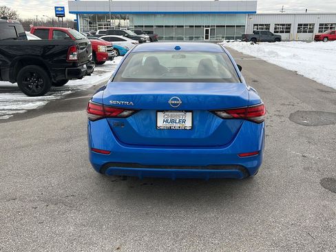 Used 2025 Nissan Sentra SV image 4