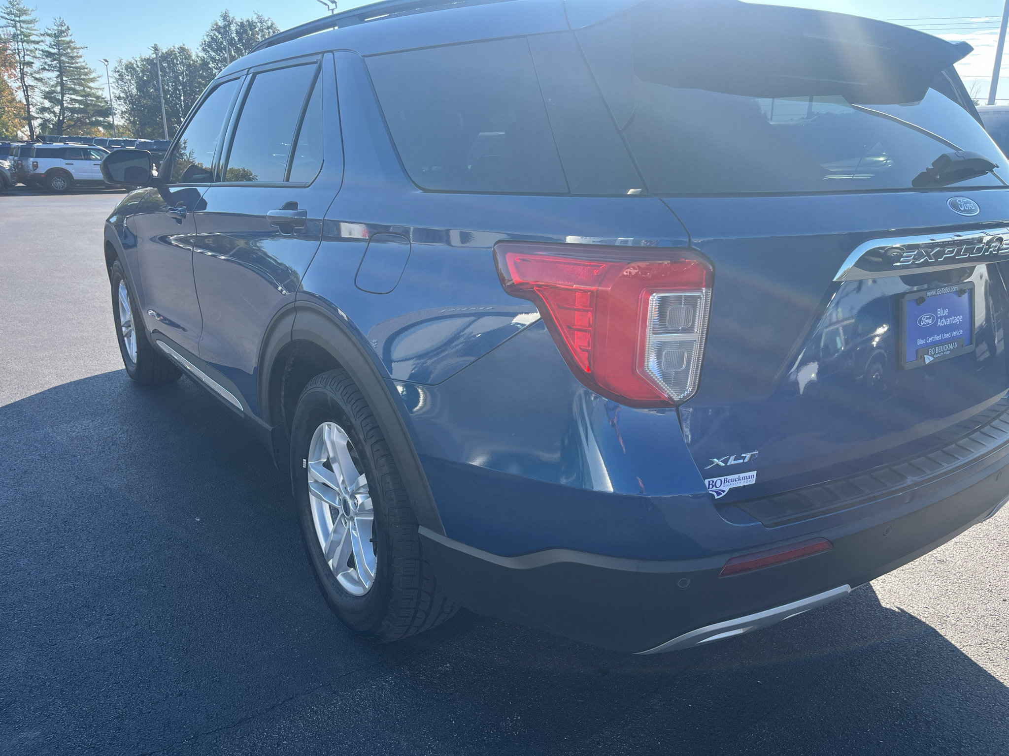 Used 2020 Ford Explorer XLT w/ Equipment Group 202A RWD image 5