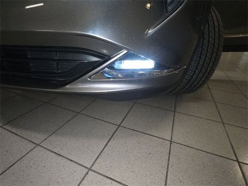 Certified 2023 Acura MDX SH-AWD w/ Advance Package image 28