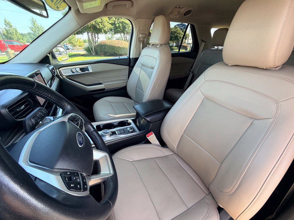 Certified 2023 Ford Explorer Limited AWD/4WD image 25