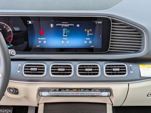 New 2026 Mercedes-Benz GLE 350 4MATIC image 32