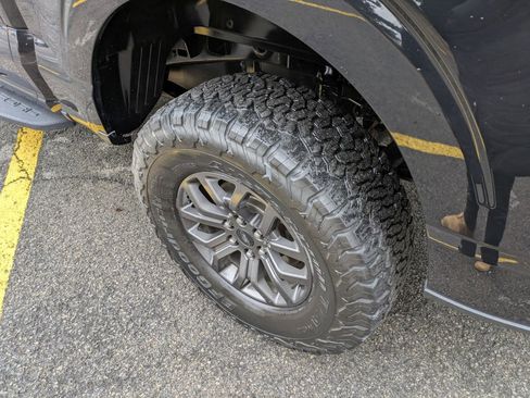 Used 2022 Ford F150 Tremor w/ Equipment Group 402A High image 38