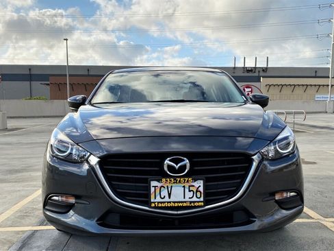 Used 2017 MAZDA MAZDA3 Sport FWD image 2