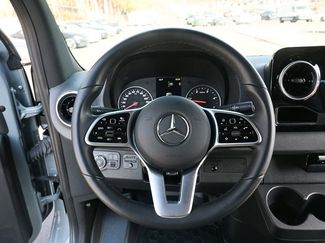 Used 2023 Mercedes-Benz Sprinter 2500 video 2