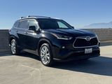 Used 2021 Toyota Highlander Limited image 2