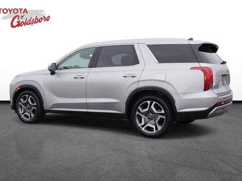 Used 2024 Hyundai Palisade SEL image 8
