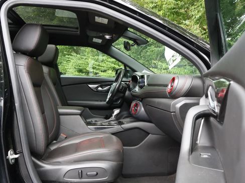 Certified 2021 Chevrolet Blazer RS w/ Enhanced Convenience Package AWD/4WD image 46