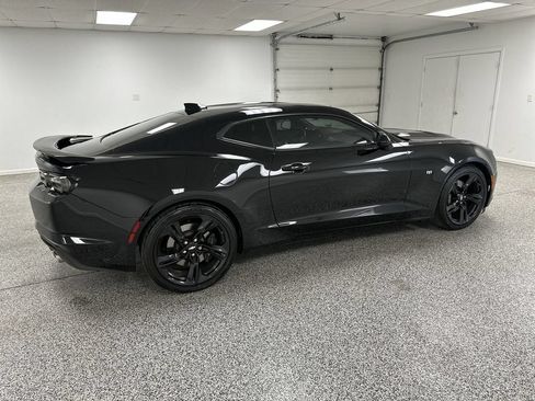 Used 2019 Chevrolet Camaro SS RWD image 8