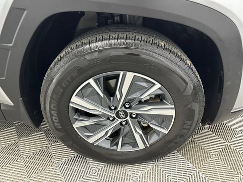 Used 2024 Hyundai Tucson Blue AWD/4WD image 13