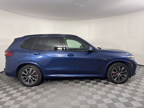 Used 2022 BMW X5 xDrive45e w/ M Sport Package image 4