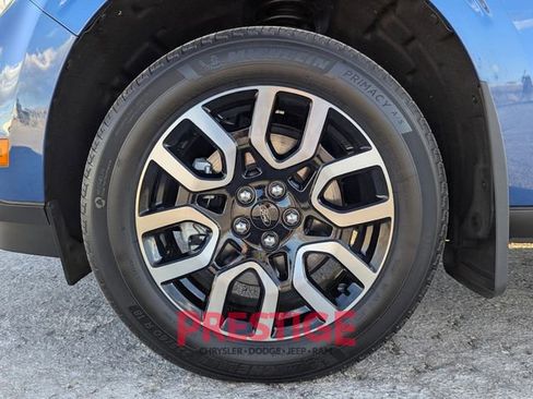 Used 2024 Ford Maverick Lariat image 33