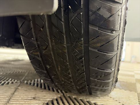 Used 2023 Hyundai Elantra SEL image 12