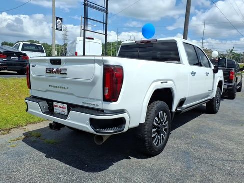 Used 2021 GMC Sierra 2500 Denali w/ Denali Ultimate Package AWD/4WD image 7