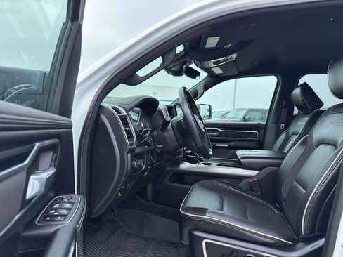 Used 2023 RAM 1500 Laramie AWD/4WD image 13