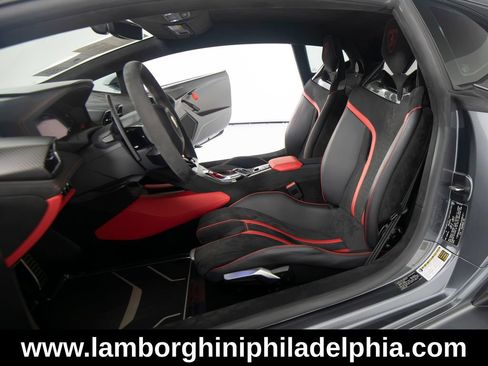Used 2023 Lamborghini Huracan Tecnica RWD image 11
