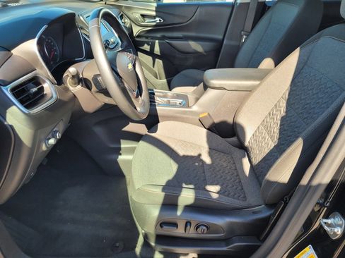 Used 2024 Chevrolet Equinox LT AWD/4WD image 16