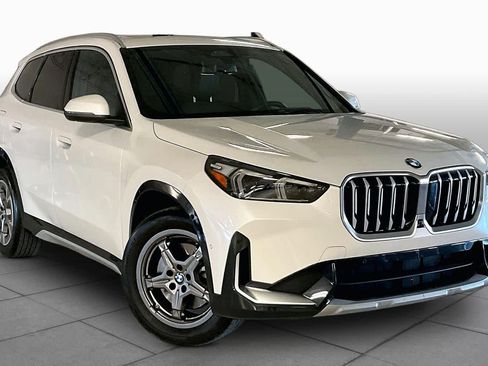 Used 2025 BMW X1 xDrive28i AWD/4WD image 2