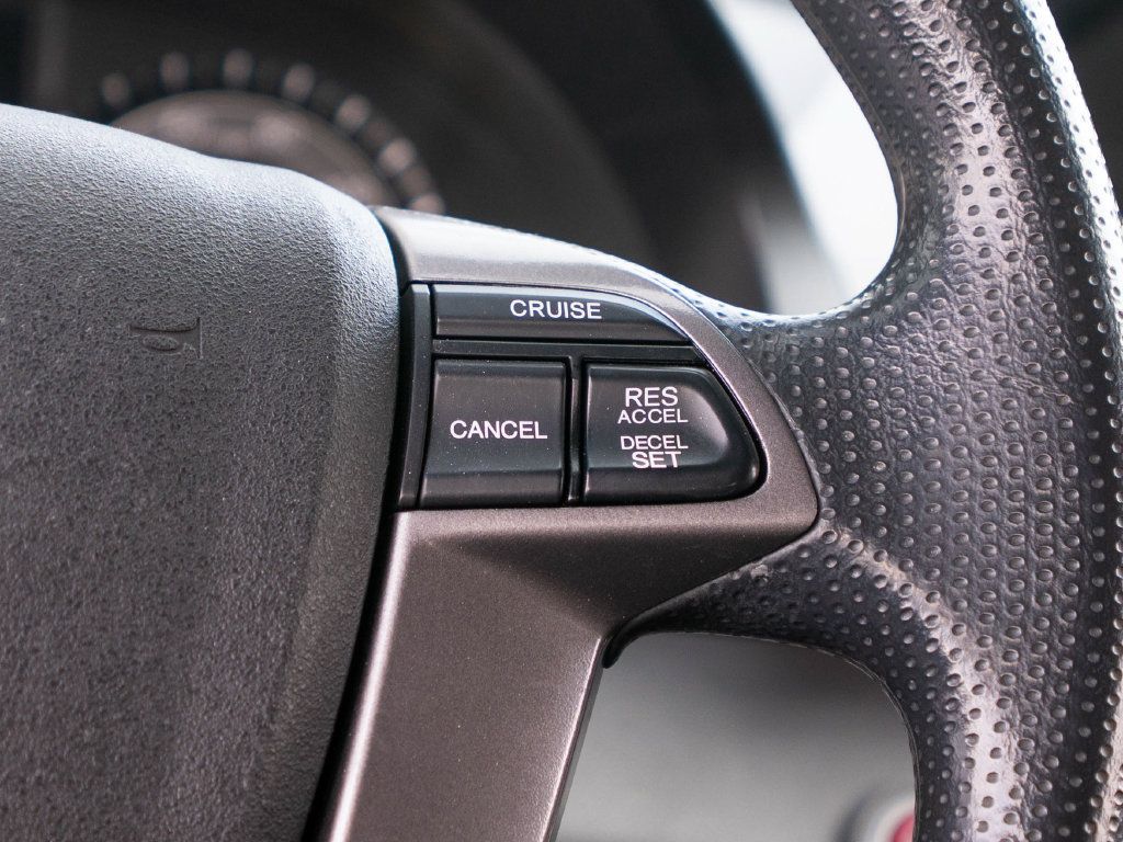 Used 2014 Honda Odyssey EX image 22
