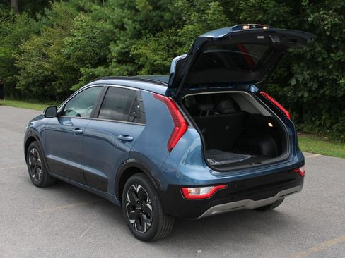 New 2026 Kia Niro Wind FWD image 8