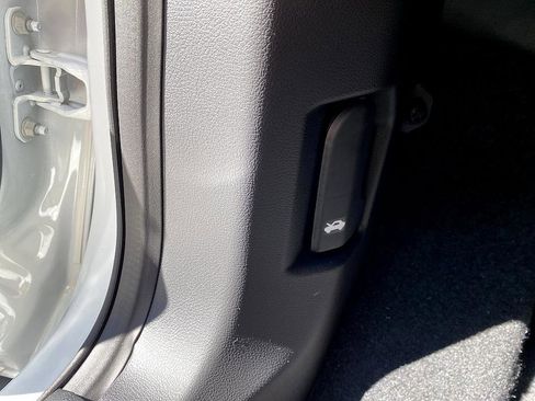 New 2026 Nissan Rogue S image 14