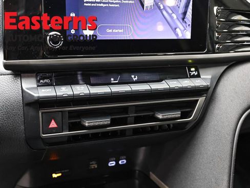 Used 2025 Toyota Camry LE FWD image 20