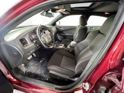Used 2022 Dodge Charger R/T w/ Blacktop Package image 19