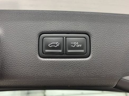 Used 2026 Kia Carnival SX FWD image 31