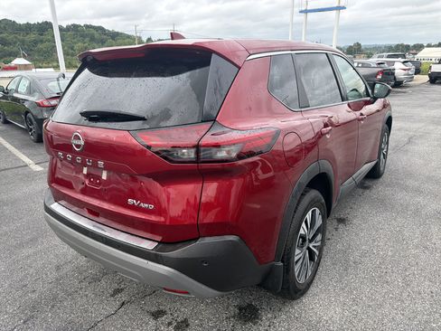 Used 2023 Nissan Rogue SV AWD/4WD image 6
