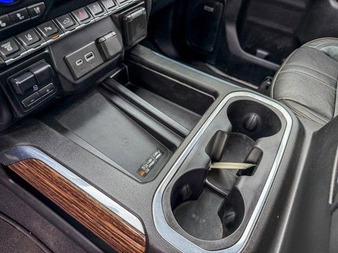 Used 2020 Chevrolet Silverado 3500 High Country w/ LPO, Hitch Package image 17