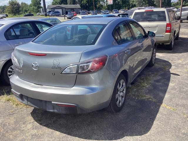 Used 2011 MAZDA MAZDA3 i Sport FWD image 5